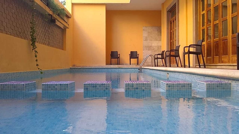 Cancun International Suites Ex Mallorca Hotel And Suites 25/35