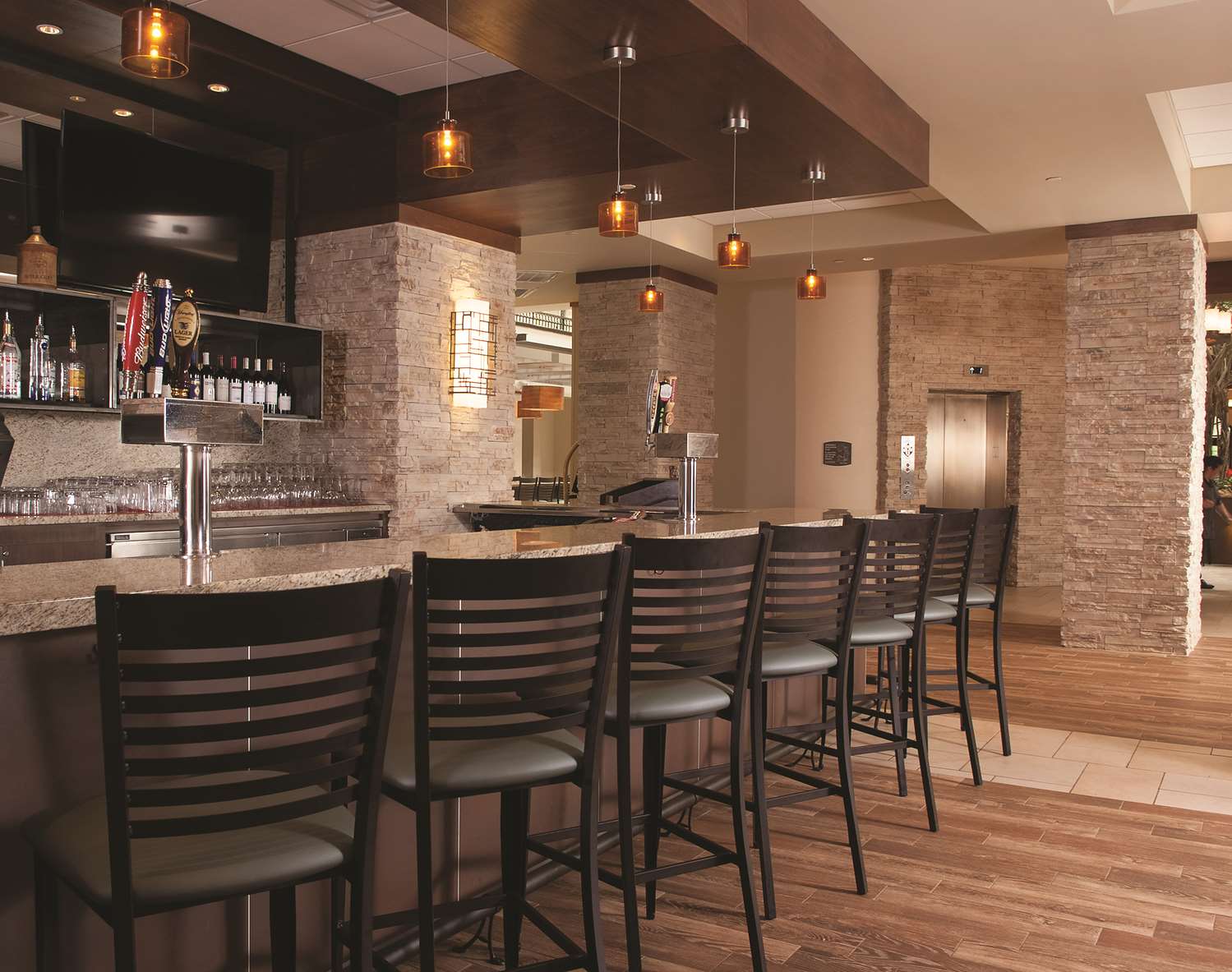 restaurant cafeteria