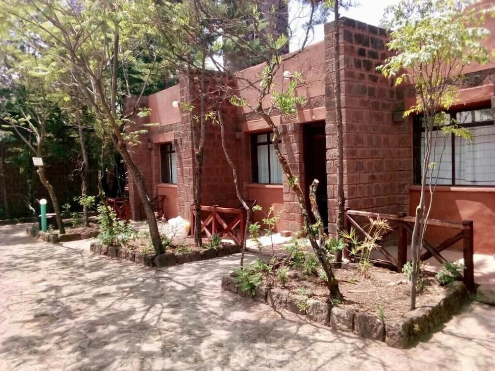 Lal Hotel And Spa 6/33
