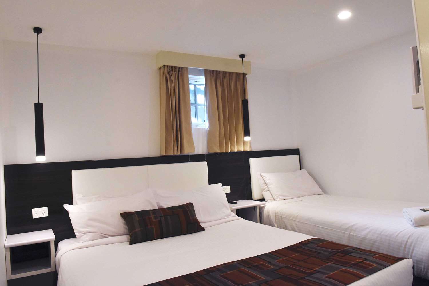 Room at Best Western Plus Buckingham International, MELBOURNE