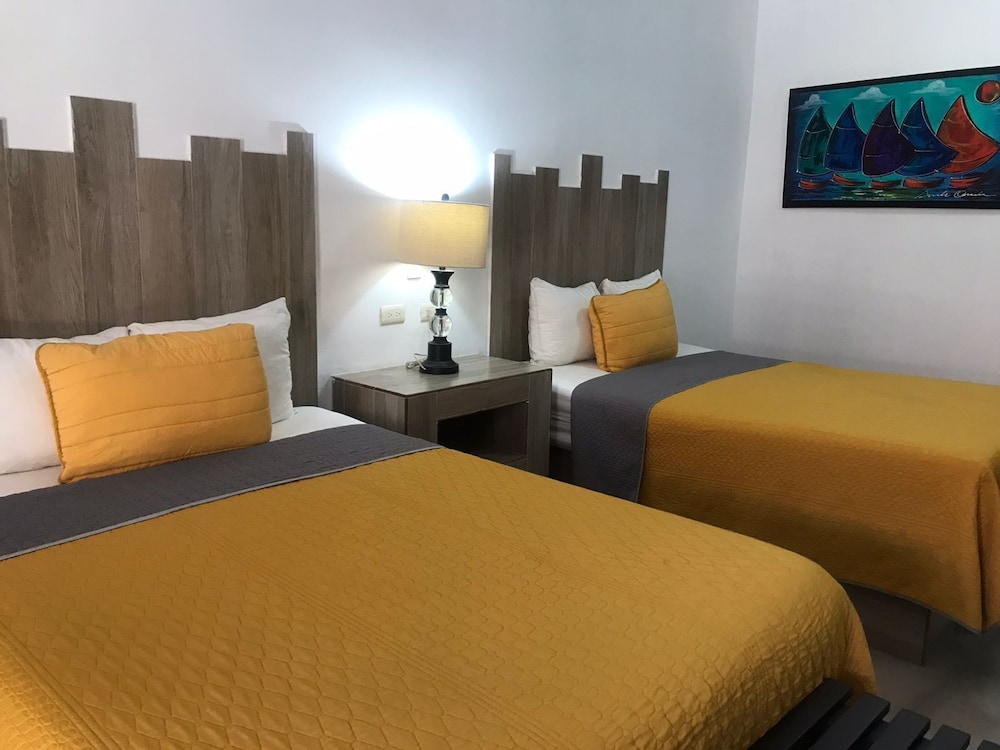 Hotel Marina Topolobampo 20/51