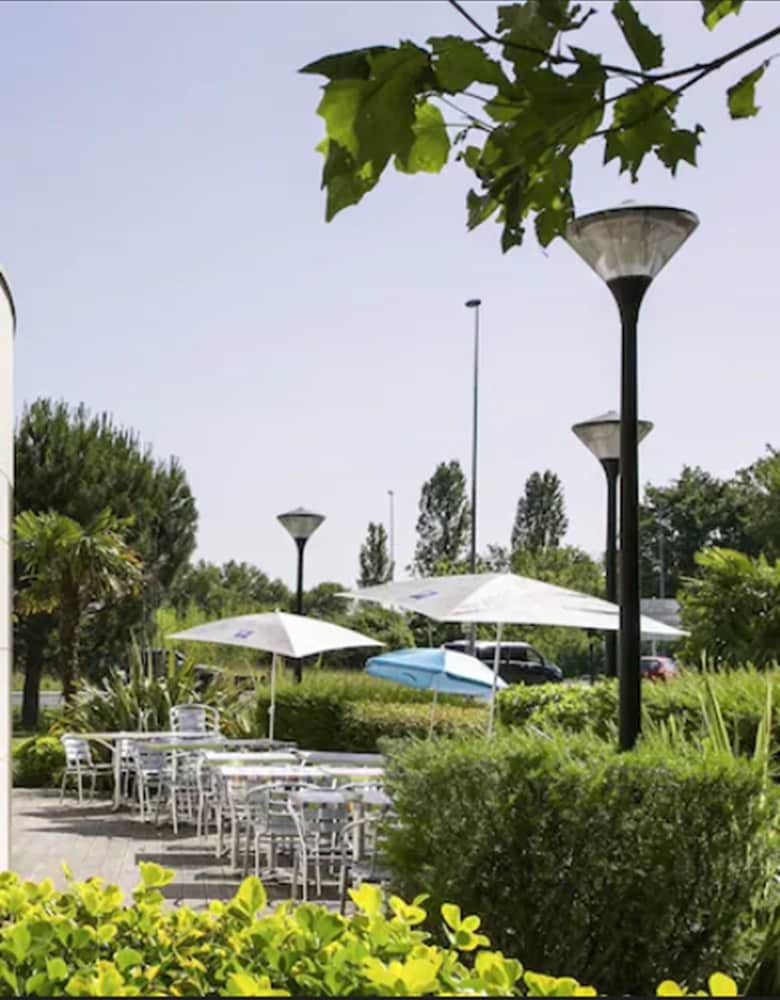 Ibis Budget Bordeaux Aeroport 45/47