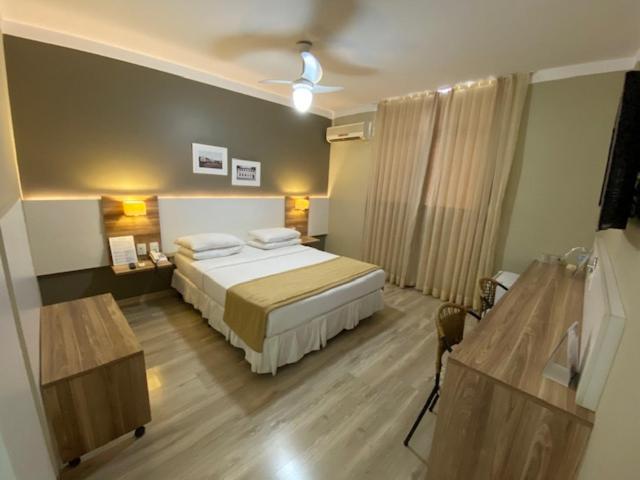 JB Palace Hotel 5/50