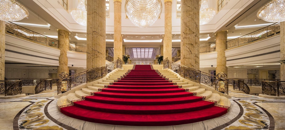 Radisson Blu Forest Manor Shanghai Hongqiao 50/64
