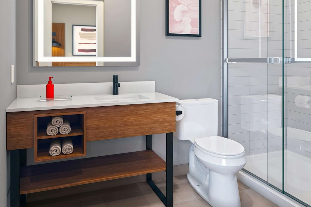 Hawthorn Extended Stay by Wyndham Oklahoma City Airport 33/33