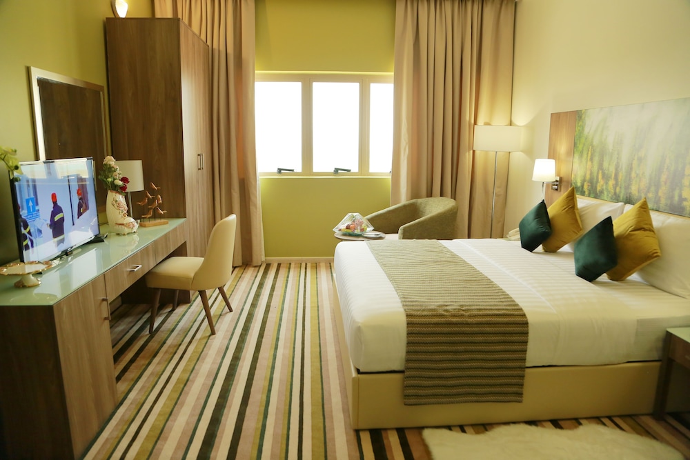 Royal View Hotel 6/59