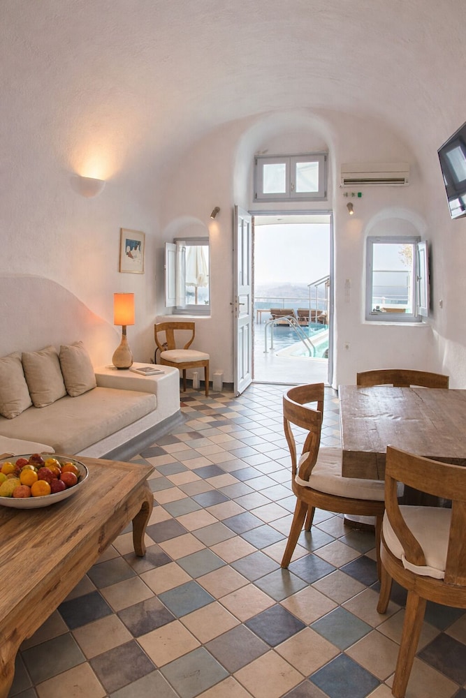 Ikastikies Suites 33/50