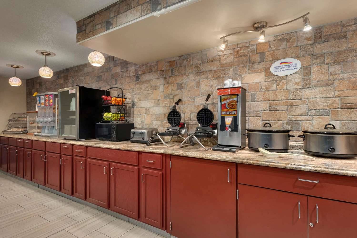 restaurant cafeteria