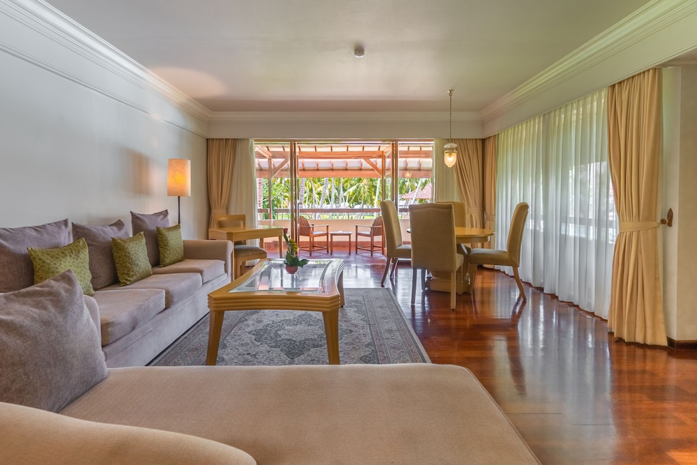 Bintang Bali Resort 48/74