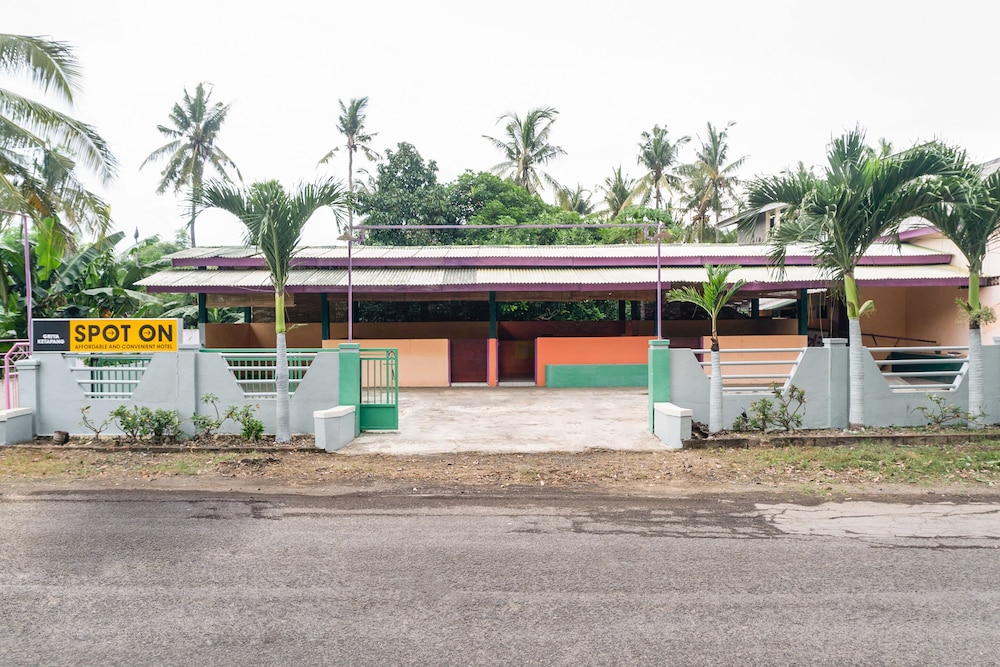 OYO 3281 Griya Ketapang 3/20