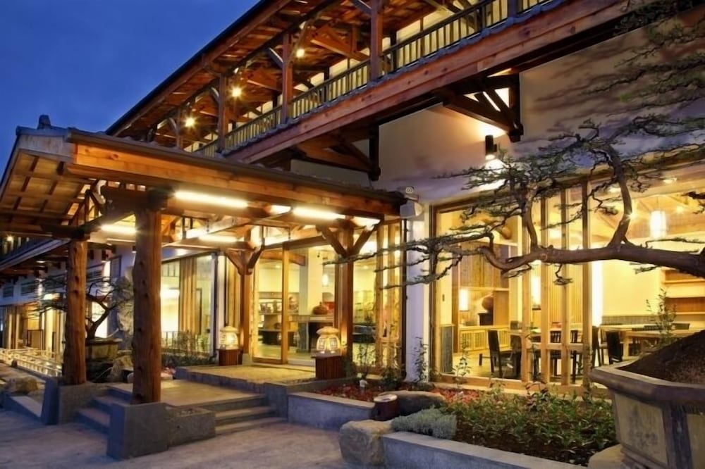 Dragonmanor Resort 5/31