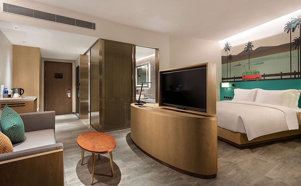 Hilton Garden Inn Sanya 32/43