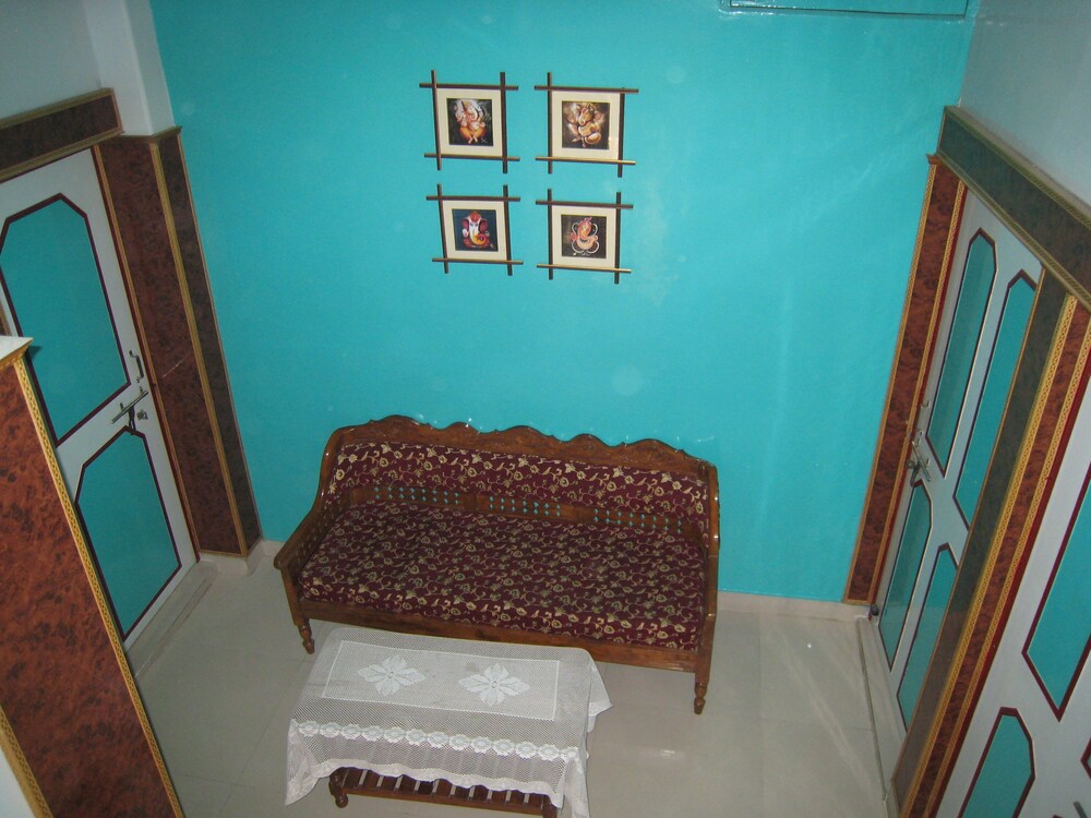 Kedareswar Bed and Breakfast photo2