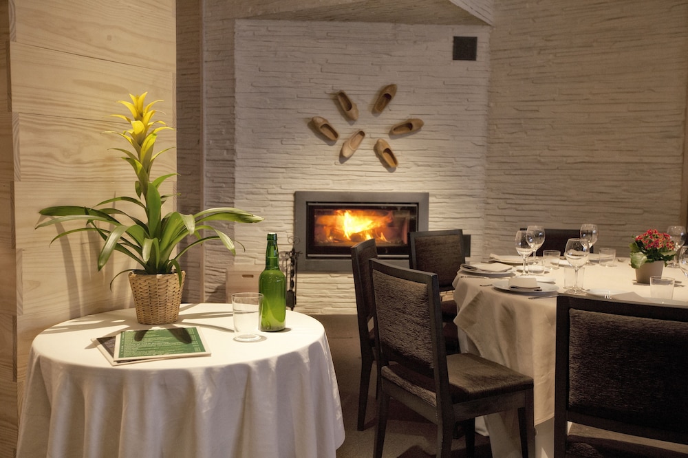 Hotel Arcea Los Lagos Nature 18/20
