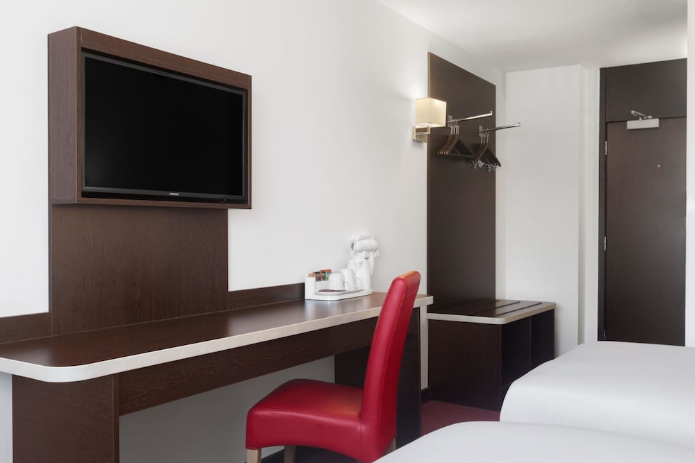 Ramada by Wyndham Milton Keynes 43/47