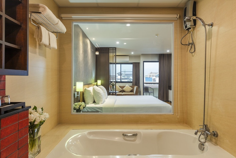 The Grand Napat 58/61