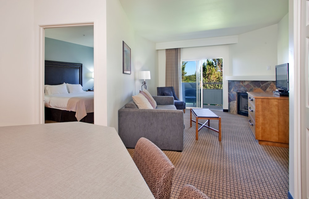 Holiday Inn Resort the Lodge At Eagle Crest 38/58