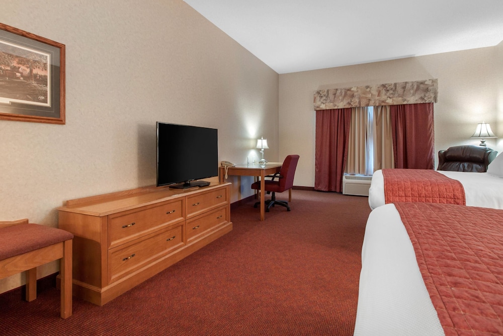 Norfolk Lodge Suites Ascend Hotel Collection 26/32