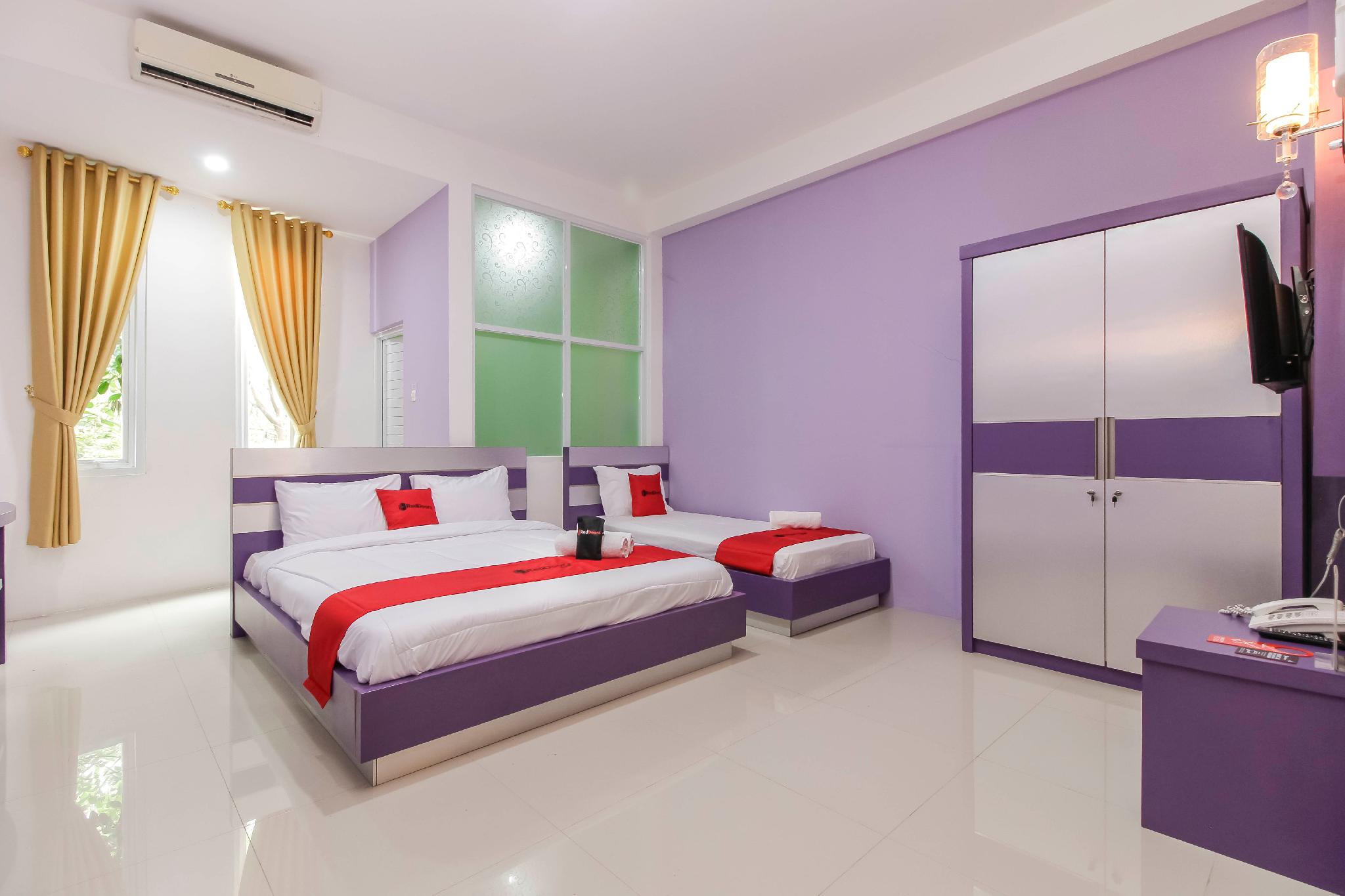 Reddoorz Plus Near Stasiun Bekasi 31/45