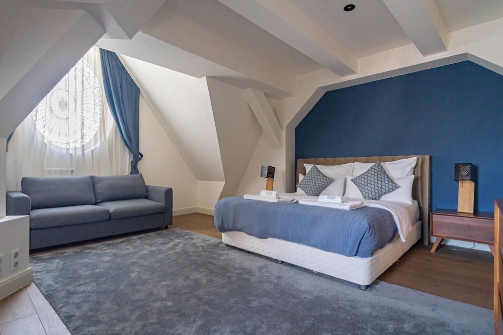 Utto Luxury Suites 20/54