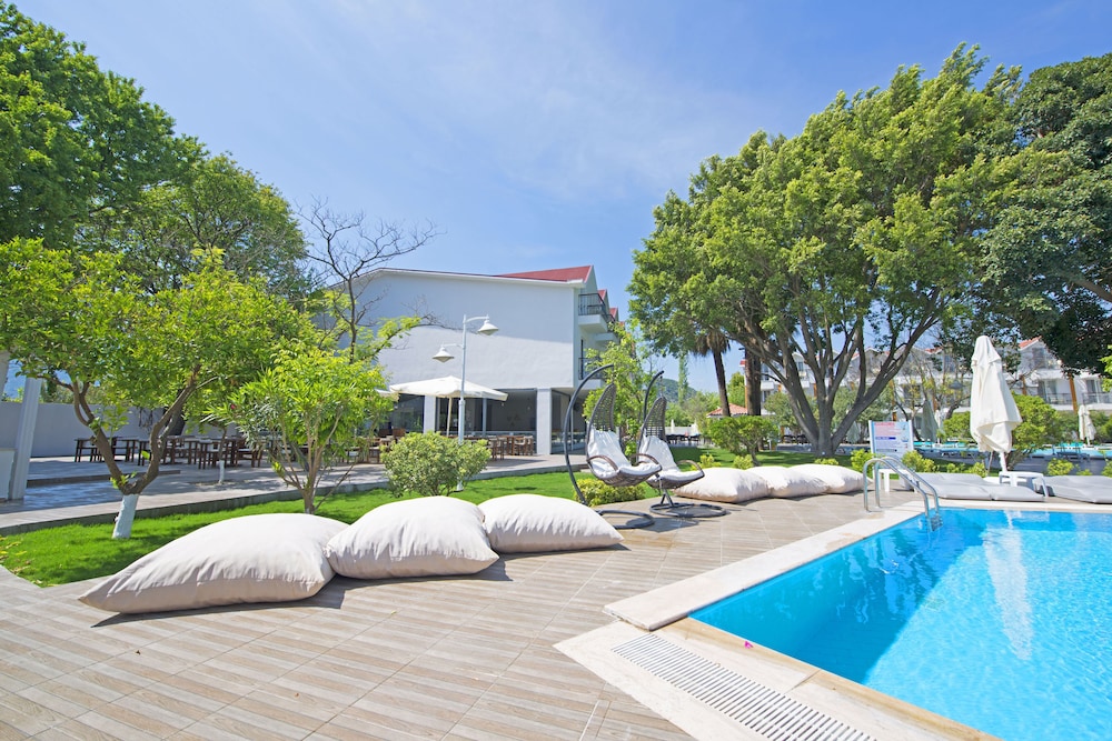 Grand Emir Hotel & SPA 6/85