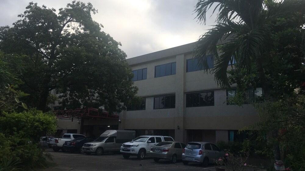 Srisomthai Hotel 46/66