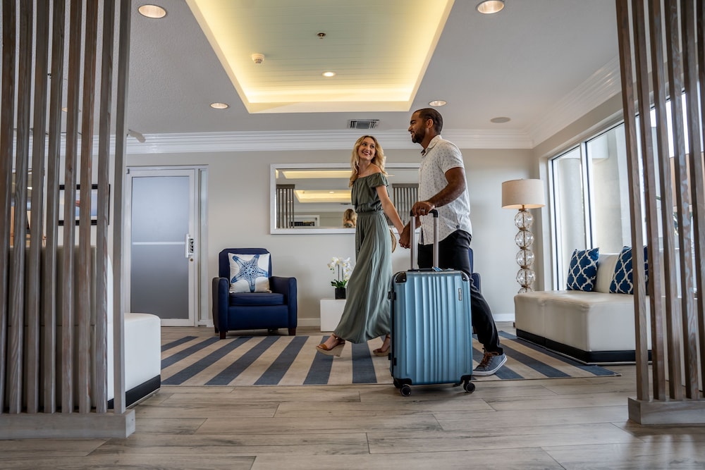 Holiday Inn Resort Grand Cayman, an IHG Hotel 40/78