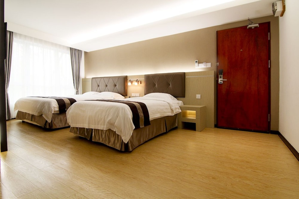Kingsley Hotel 9/42