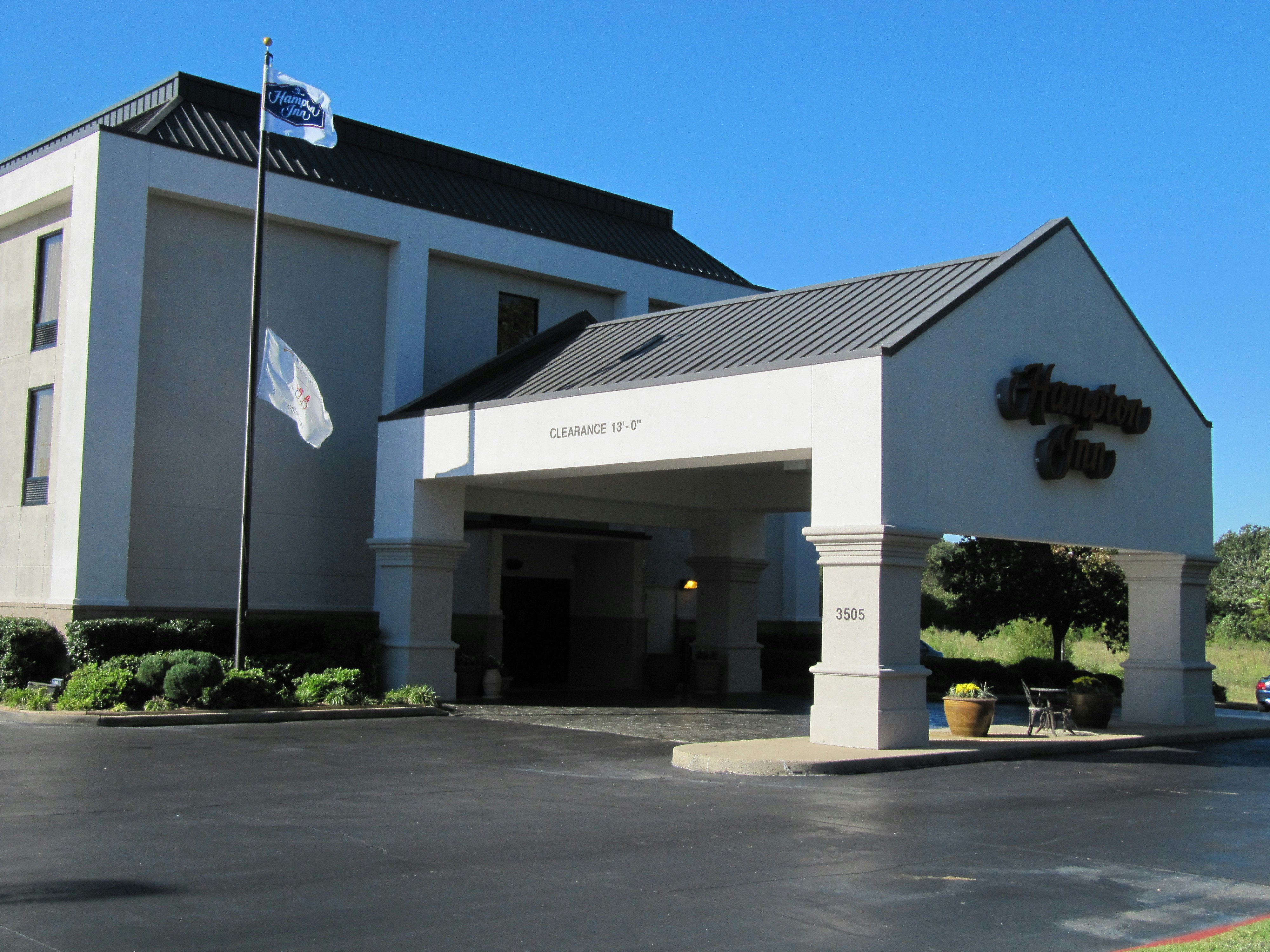 Hampton Inn Lindale/Tyler 25/30