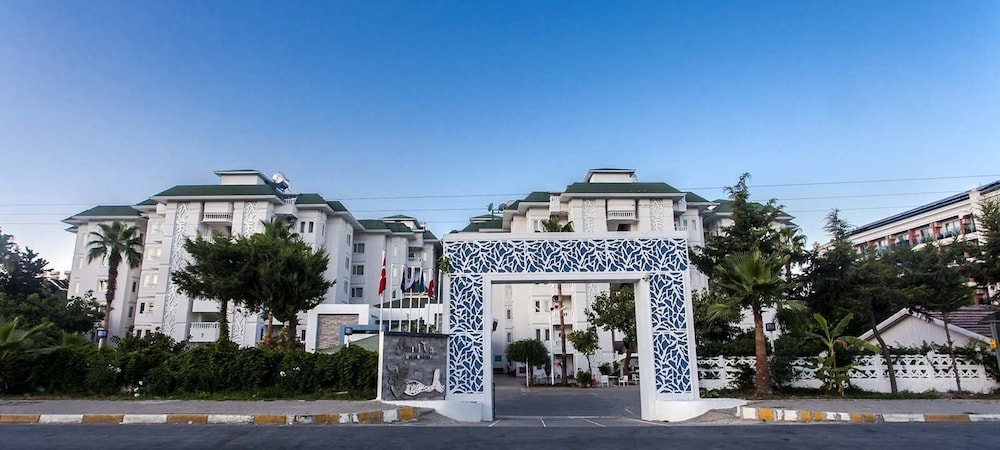 The Garden Beach Hotel in ALANYA