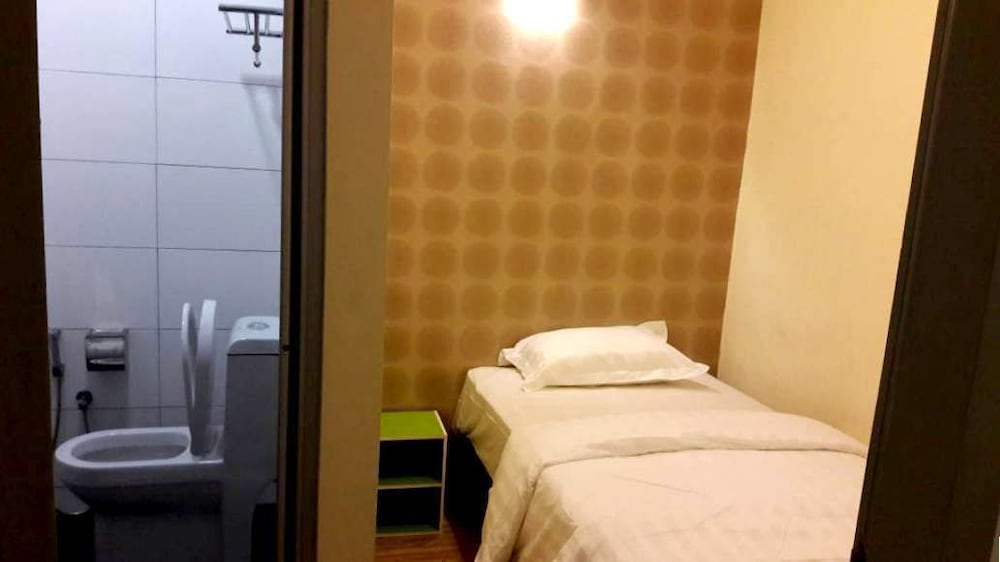 My Family Hotel 18/36
