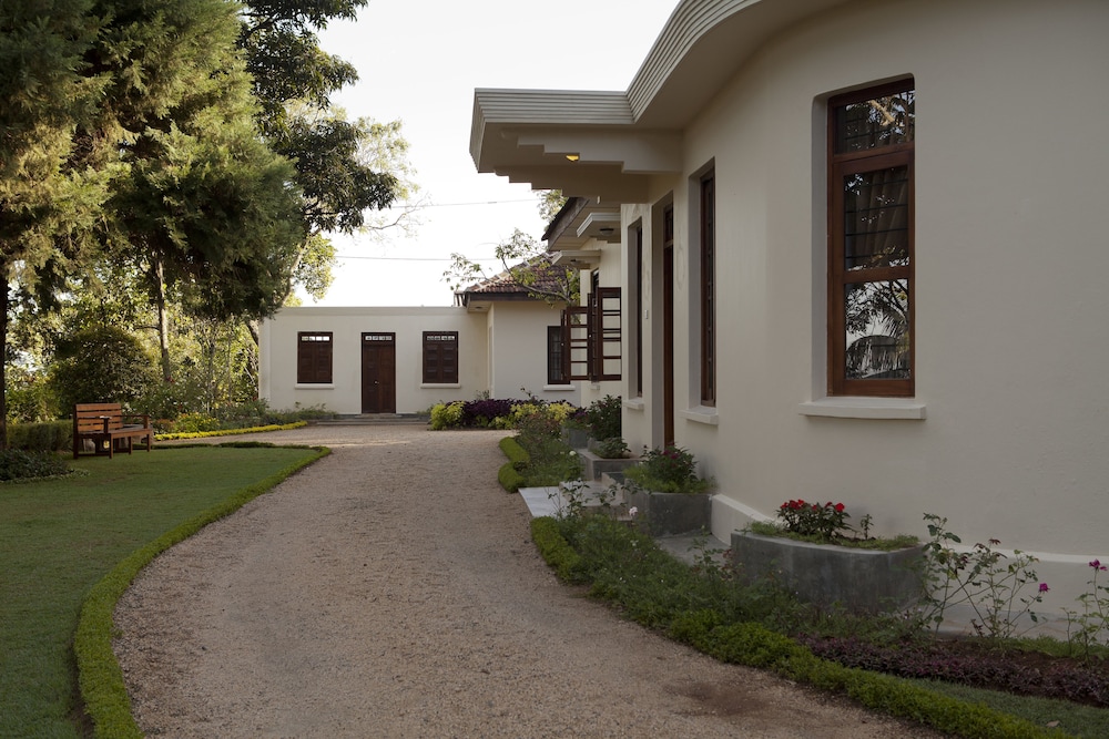 Amaya Bungalow 60/65