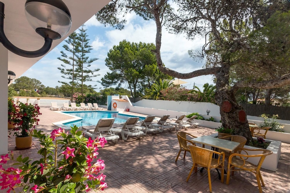 Hostal Es Pi 48/54