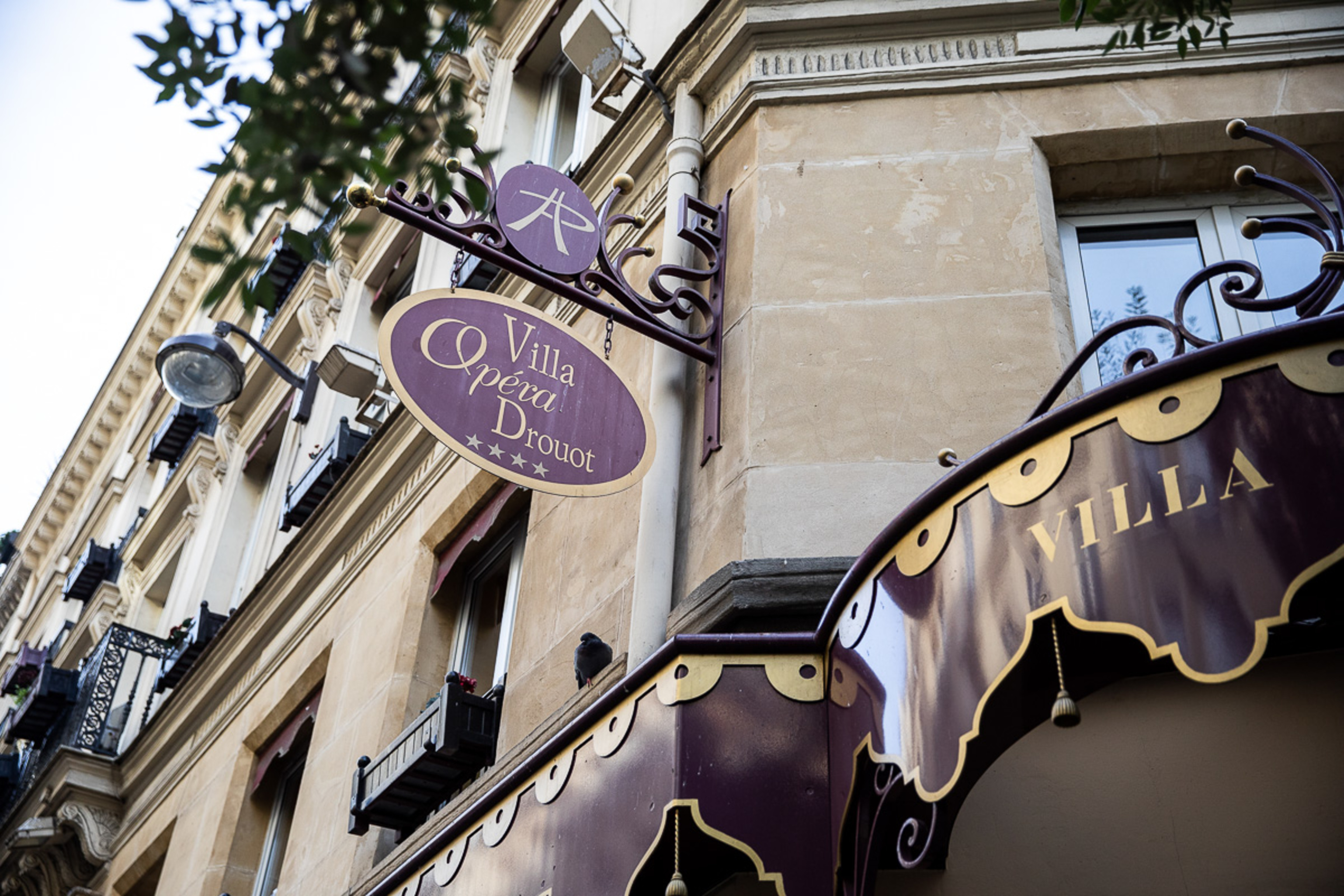 Le Monsieur by Sweett 3/38