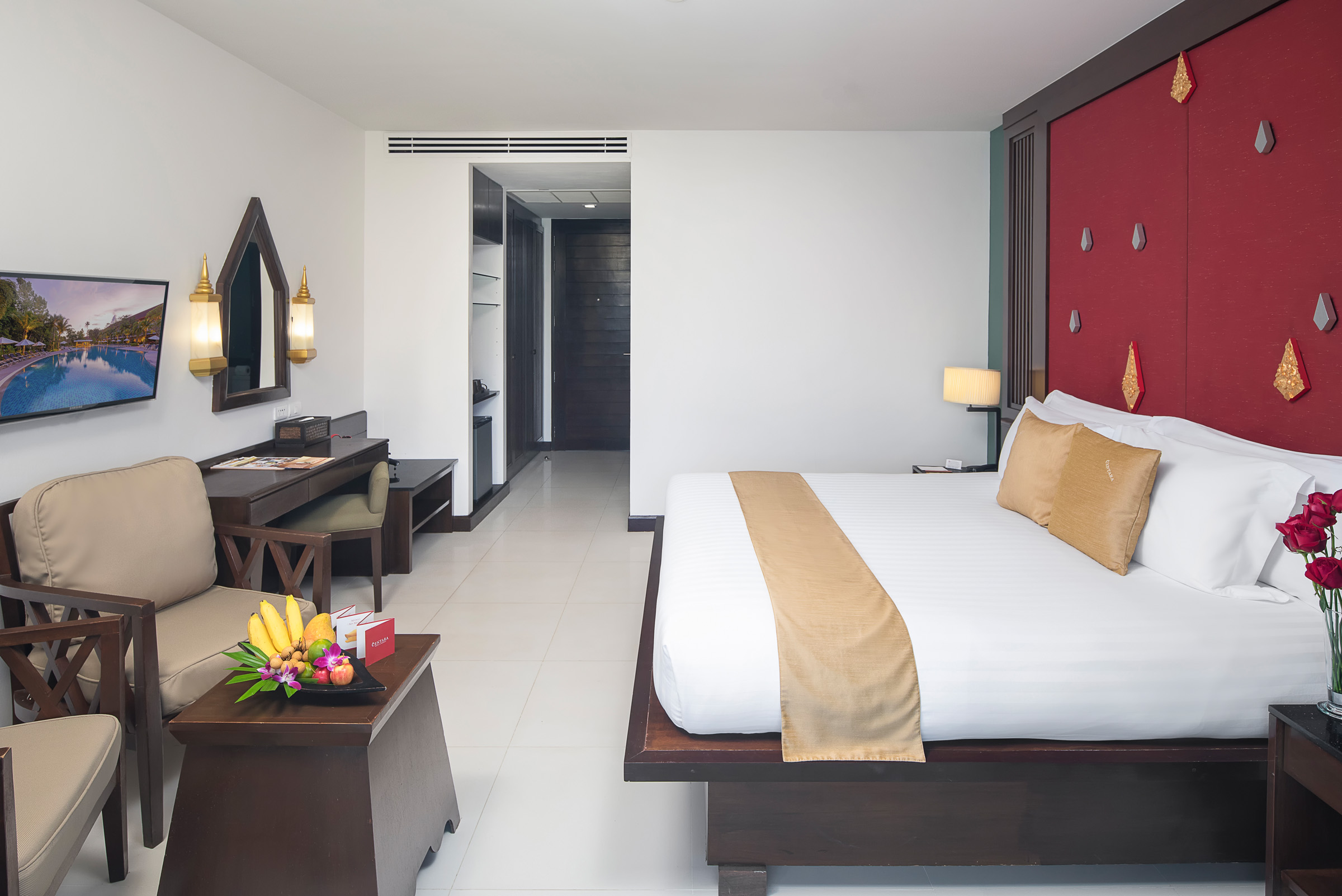 DELUXE, DOUBLE BED