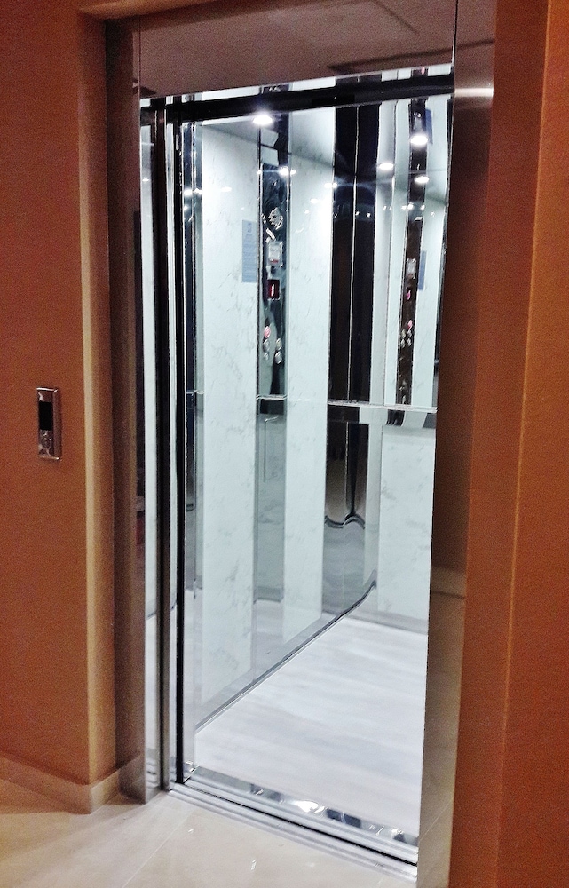 24 Seven Boutique Hotel 18/45