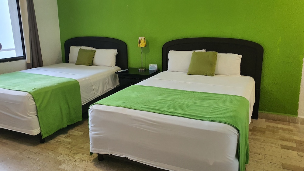 Nirvana Hostel Cancun Hotel Zone 15/51