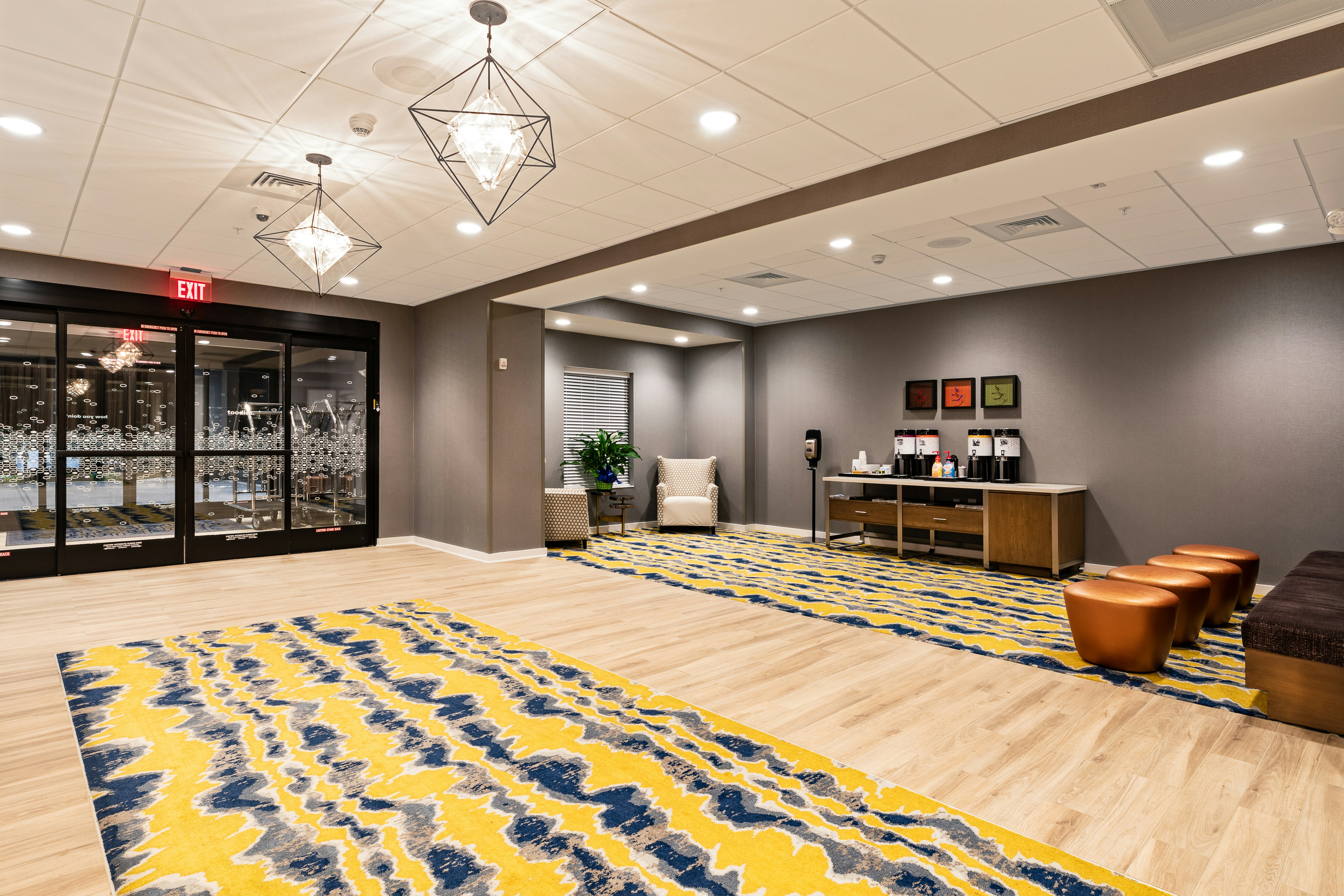 Hampton Inn & Suites Columbia Killian Road 77/78