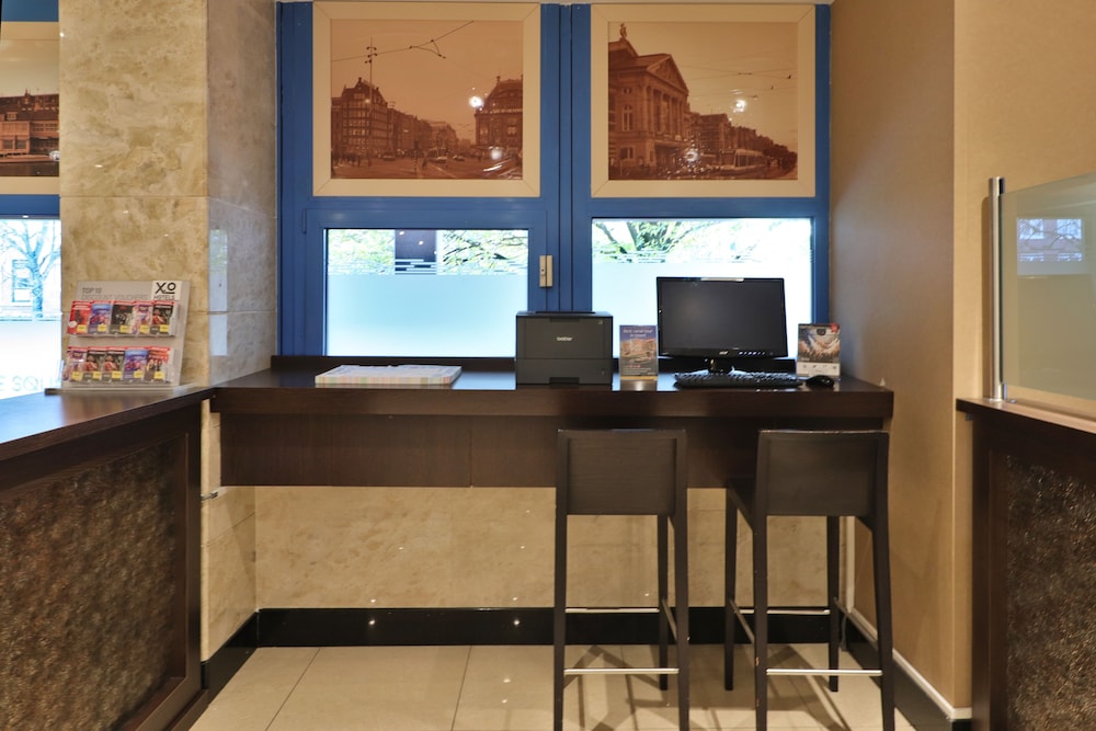 Xo Hotels Blue Square 55/65