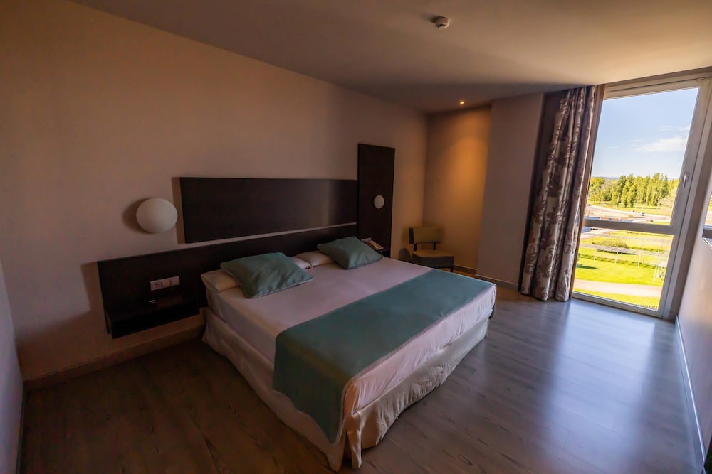 Hotel Ciudad de Ponferrada 23/72