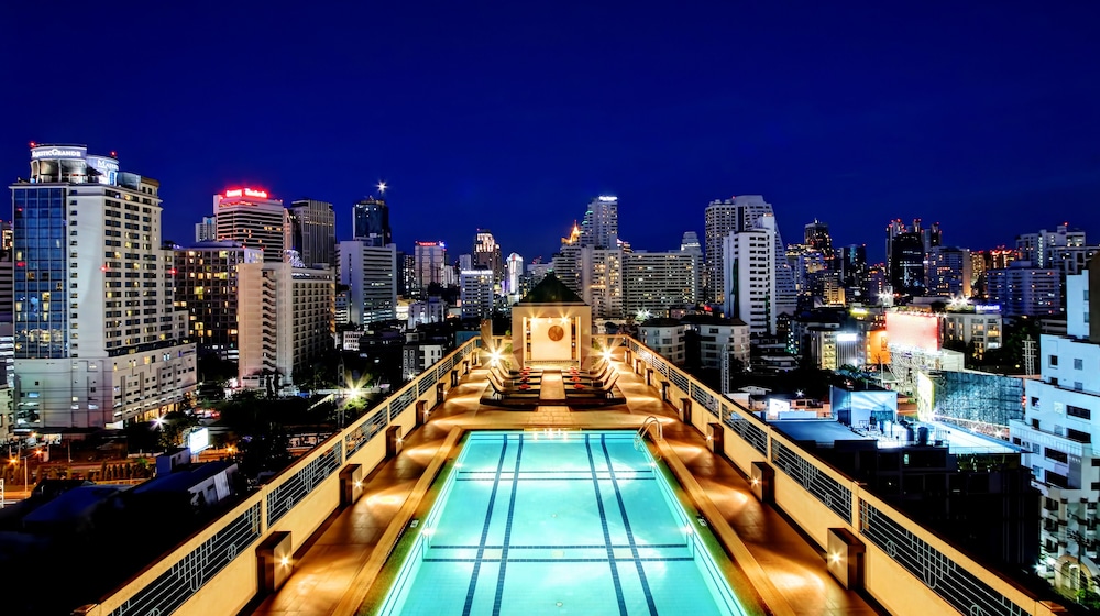 Radisson Hotel Chateau de Bangkok 44/48
