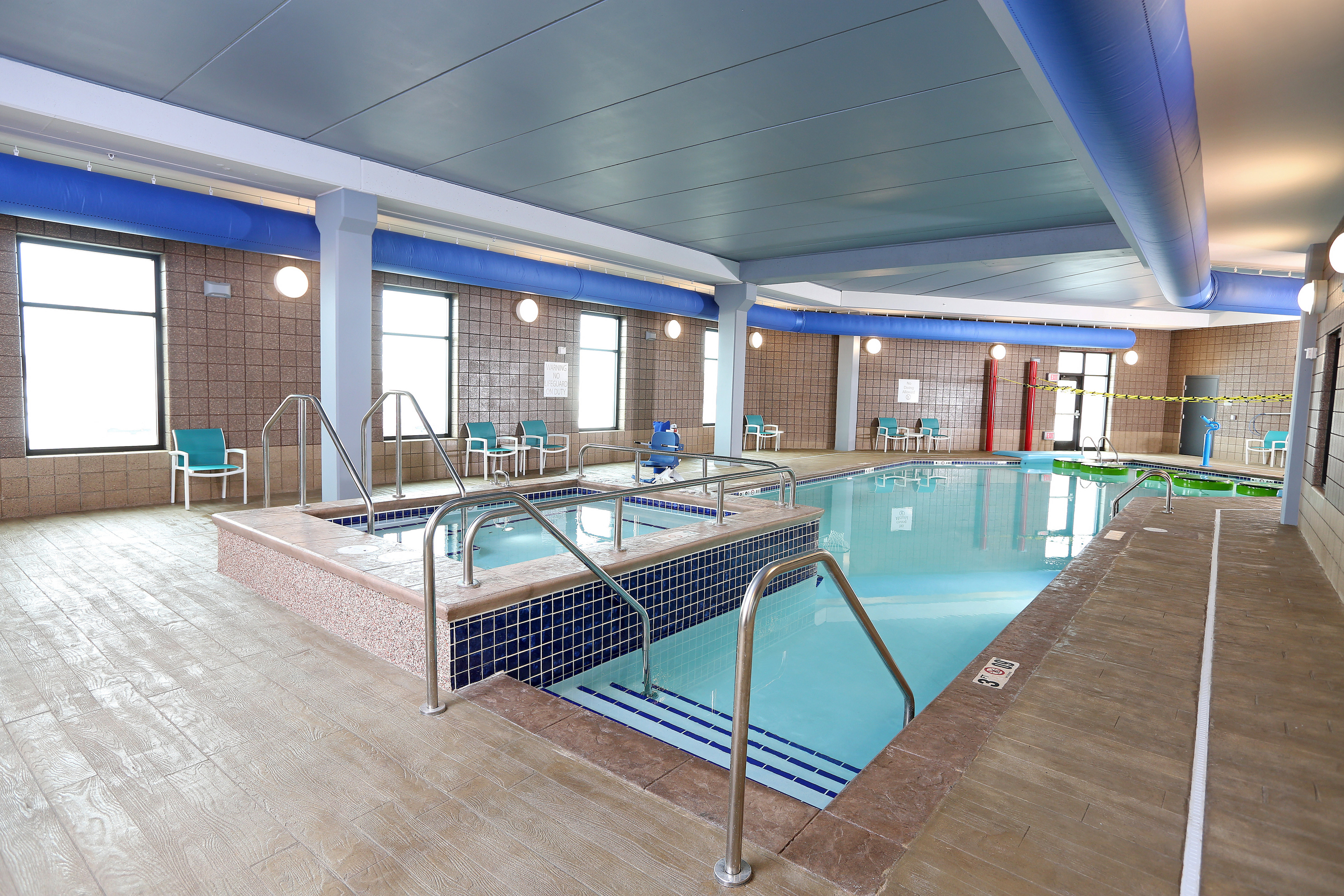 Holiday Inn Hotel And Suites Sioux Falls Airport 16/57