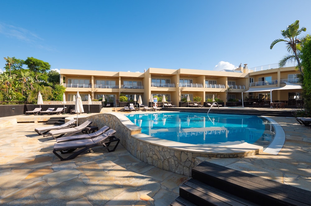 Aparthotel Vila Luz 69/71
