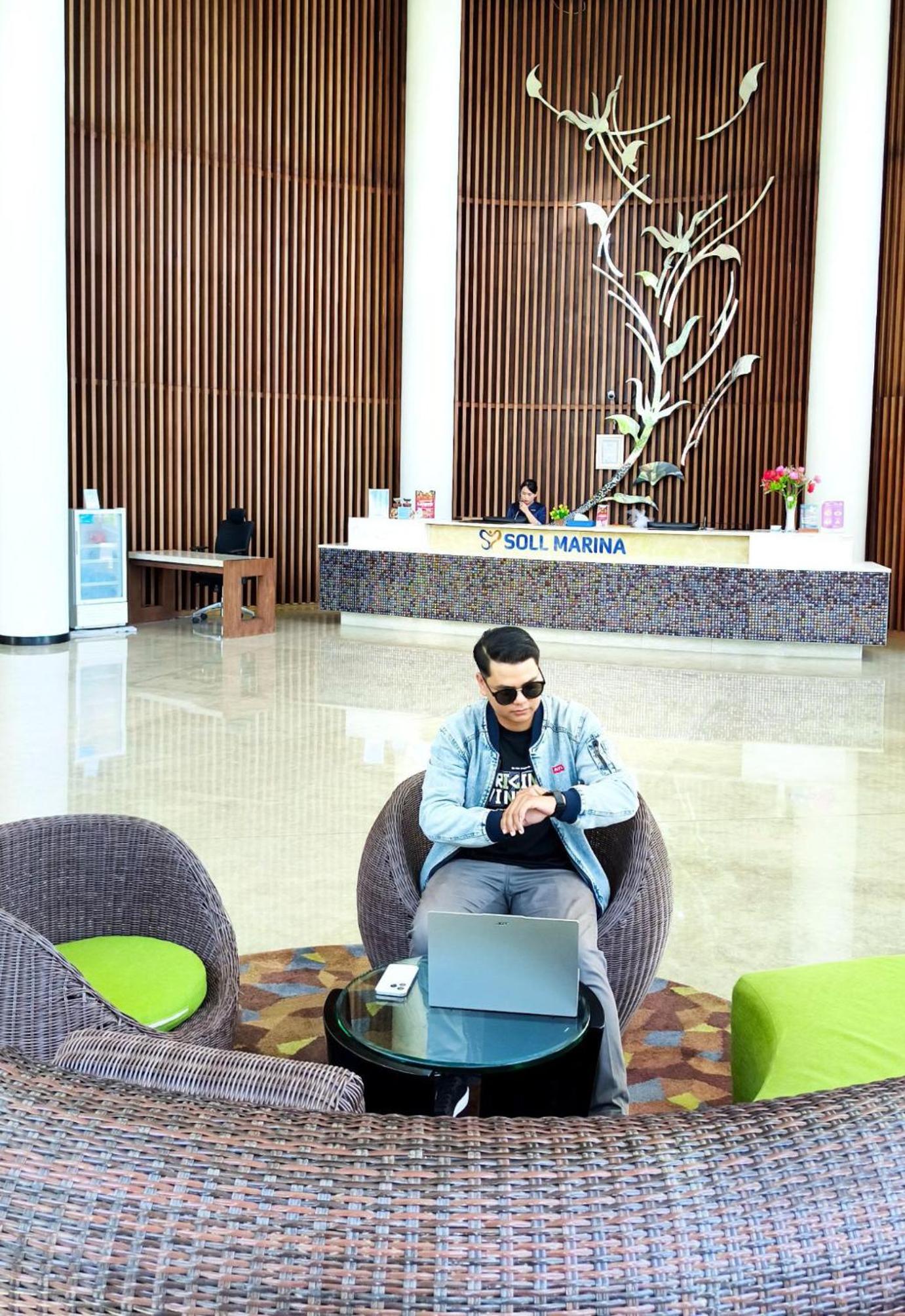 Soll Marina Hotel And Conference Center Bangka 13/47
