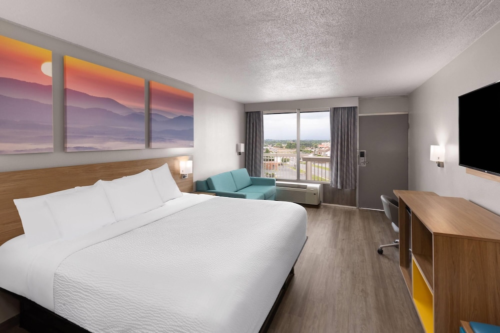 Days Inn by Wyndham Harrisonburg 20/53