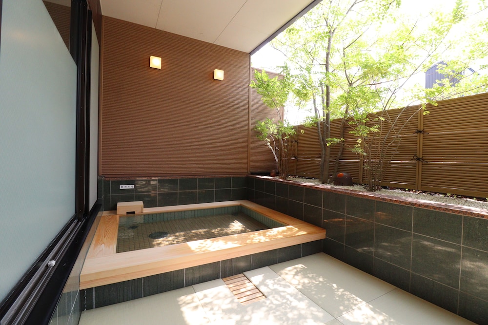 Dogo Onsen Yachiyo 26/37