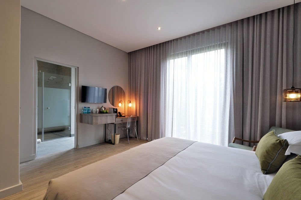 The Tree House Boutique Hotel 12/50
