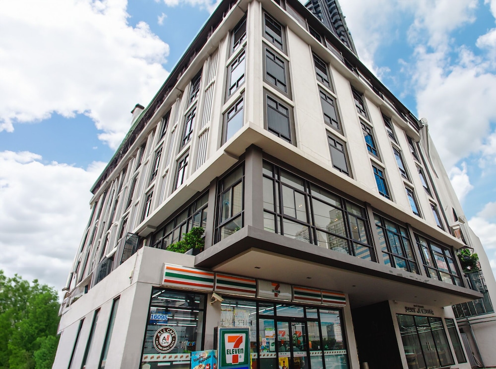 SAM E Hotel Bangkok Sathorn 3/50