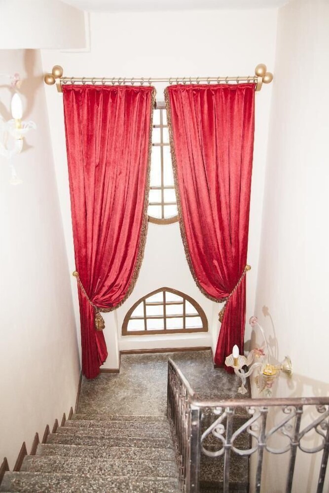 Cankaya Konaklari Boutique Hotel - Special Class 28/44