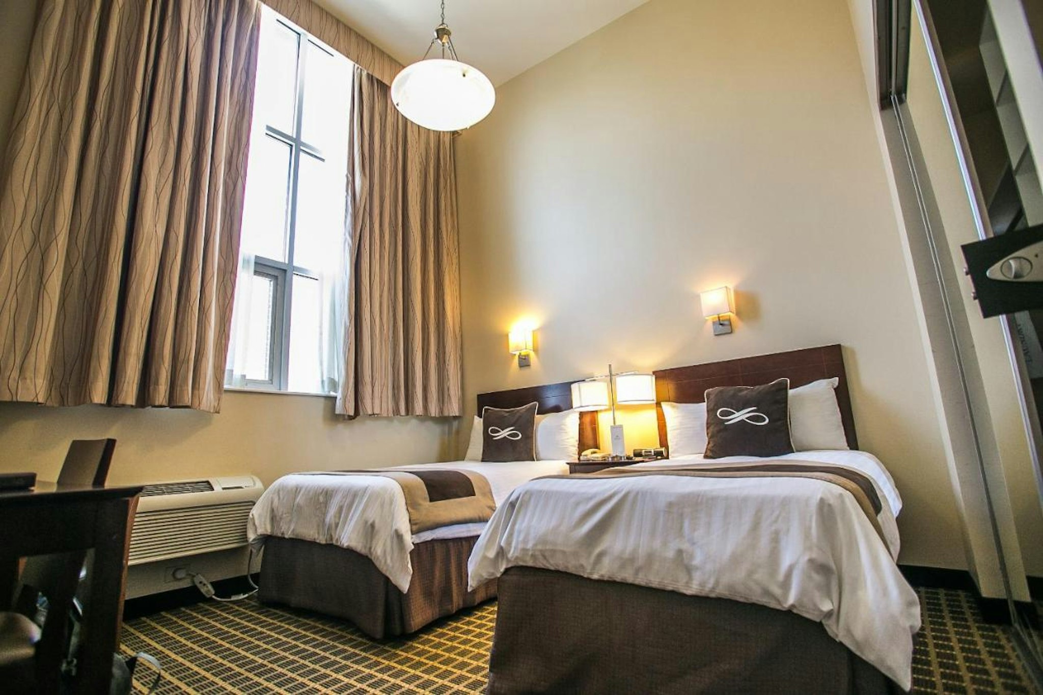 Standard, Twin Beds